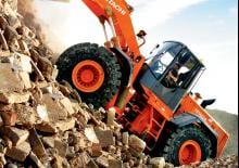 Încărcătoare pe roți Hitachi LX 210 E