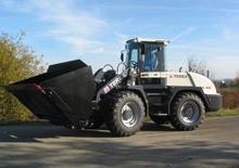 Încărcătoare pe roți Terex-Schaeff SKL 160