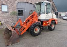 Încărcătoare pe roți Terex-Schaeff SKL 823