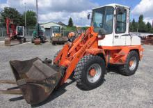 Încărcătoare pe roți Terex-Schaeff SKL 833