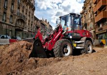 Încărcătoare pe roți Yanmar V100