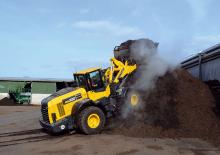 Încărcătoare pe roți Komatsu WA320-8E0