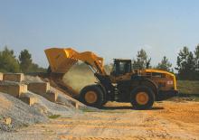 Încărcătoare pe roți Komatsu WA500-8