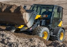Încărcătoare pe roți Komatsu WA70-7 