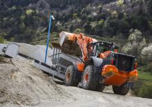 Încărcătoare pe roți Hitachi ZW 330-5