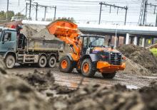 Încărcătoare pe roți Hitachi ZW180-6