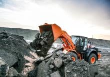 Încărcătoare pe roți Hitachi ZW220-6