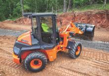Încărcătoare pe roți Hitachi ZW80-5B