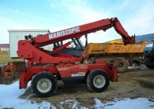 Încărcătoare telescopice cu structură superioară Manitou MRT 1330