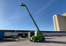 Încărcătoare telescopice cu structură superioară Merlo Roto 25.11 XS