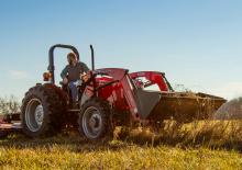 Încărcător frontal Massey Ferguson MF 911X