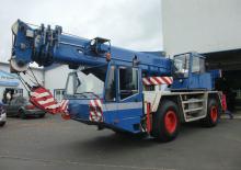 Macarale all-terrain Terex-Demag AC 95 (4x4x4)