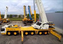 Macarale all-terrain Grove GMK 6220 (12x6x12)