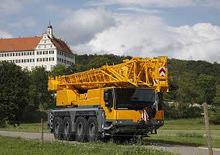 Macarale all-terrain Liebherr LTM 1070-4.2 