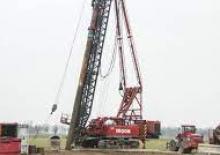 Macarale pe șenile - braț cu zăbrele Hitachi CX 900