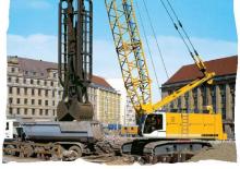 Macarale pe șenile - braț cu zăbrele Liebherr HS 825 HD Litr.