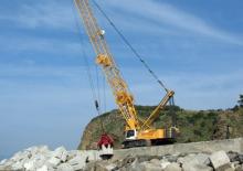 Macarale pe șenile - braț cu zăbrele Liebherr HS 895 HD