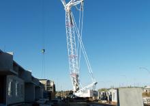 Macarale pe șenile - braț cu zăbrele Liebherr LR 1200