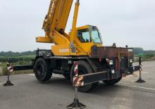 Macarale pentru teren accidentat Liebherr LTL 1025