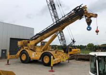 Macarale pentru teren accidentat Grove RT 9100