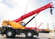 Macarale pentru teren accidentat Sany SRC750