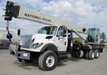 Macarale telescopice montate pe camion National Crane 1400A