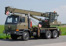 Macarale telescopice montate pe camion CKD Mobilni Jeraby AD 14