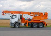 Macarale telescopice montate pe camion CKD Mobilni Jeraby AD 20