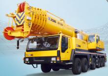 Macarale telescopice montate pe camion XCMG QY130K