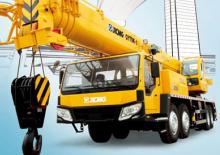 Macarale telescopice montate pe camion XCMG QY70K-I