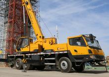 Macarale telescopice montate pe camion Liugong TC600C5