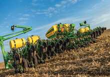 Mașini de însămânțat John Deere 1795 16Row Split 32