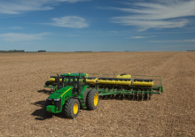 Mașini de însămânțat John Deere 2122