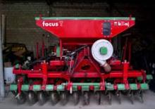 Mașini de însămânțat Unia Focus T 700/3 XL