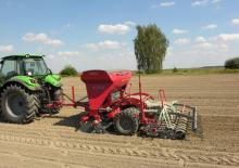 Mașini de însămânțat Unia FS T Drive 1500/4