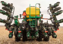 Mașini de însămânțat John Deere MP512