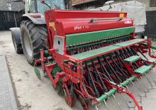 Mașini de însămânțat Unia Plus T 700/3 D-L