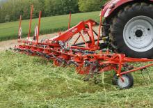 Mașini de întors fânul rotative Kuhn GF 10812 T