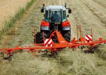 Mașini de întors fânul rotative Kuhn GF 7702