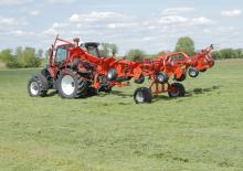 Mașini de întors fânul rotative Kuhn GF 8712 T