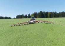 Mașini de întors fânul rotative Pöttinger Hit 16.18 T