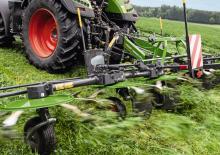 Mașini de întors fânul rotative Fendt Lotus 770