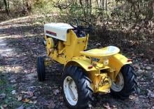 Mașini de tuns iarba Ride on și Tractoare de grădină Cub Cadet 100
