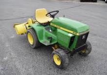 Mașini de tuns iarba Ride on și Tractoare de grădină John Deere 212