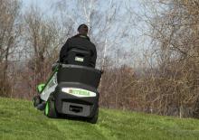 Mașini de tuns iarba Ride on și Tractoare de grădină Etesia BAHIA MKM