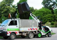 Mașini de tuns iarba Ride on și Tractoare de grădină Etesia BUFFALO 100 BVHPX2
