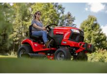 Mașini de tuns iarba Ride on și Tractoare de grădină Craftsman CMXGRAM211302