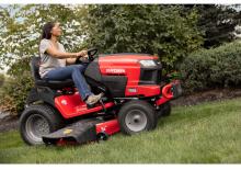 Mașini de tuns iarba Ride on și Tractoare de grădină Craftsman CMXGRAM211303