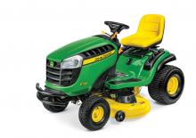 Mașini de tuns iarba Ride on și Tractoare de grădină John Deere E130