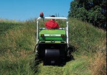 Mașini de tuns iarba Ride on și Tractoare de grădină Etesia HYDRO 124 DL